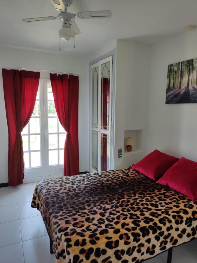 Confortable Apartamento Con Vistas Al Mar Torrevieja Bagian luar foto