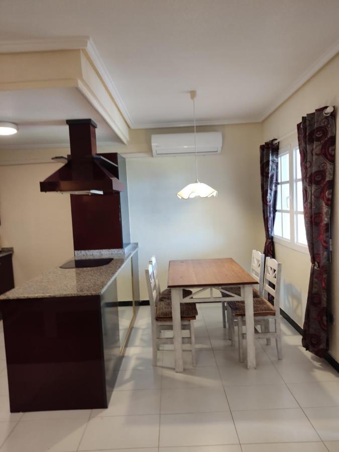 Confortable Apartamento Con Vistas Al Mar Torrevieja Bagian luar foto